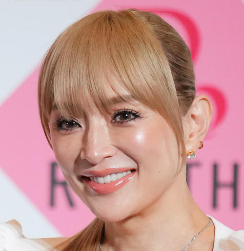 「若返ってる…」46歳浜崎あゆみ、リハショットに「時空ゆがんでる」「最強のカリスマ」絶賛