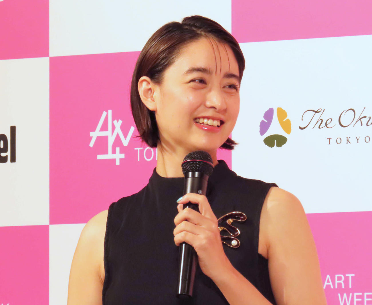 「アートウィーク東京」2024年記者発表会に出席した山本美月