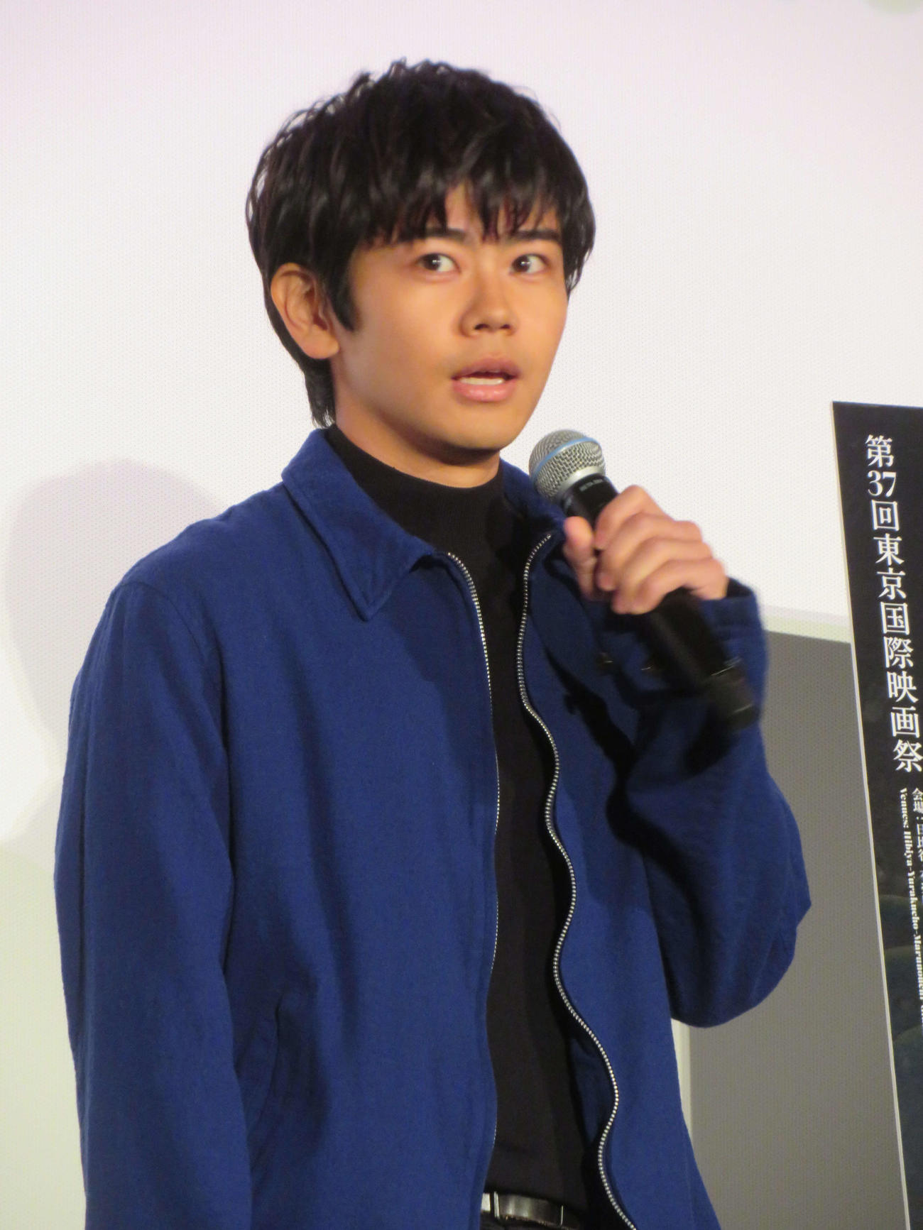 東京国際映画祭コンペティション部門出品「今日の空が一番好き、とまだ言えない僕は」舞台あいさつに登壇した黒崎煌代（撮影・村上幸将）