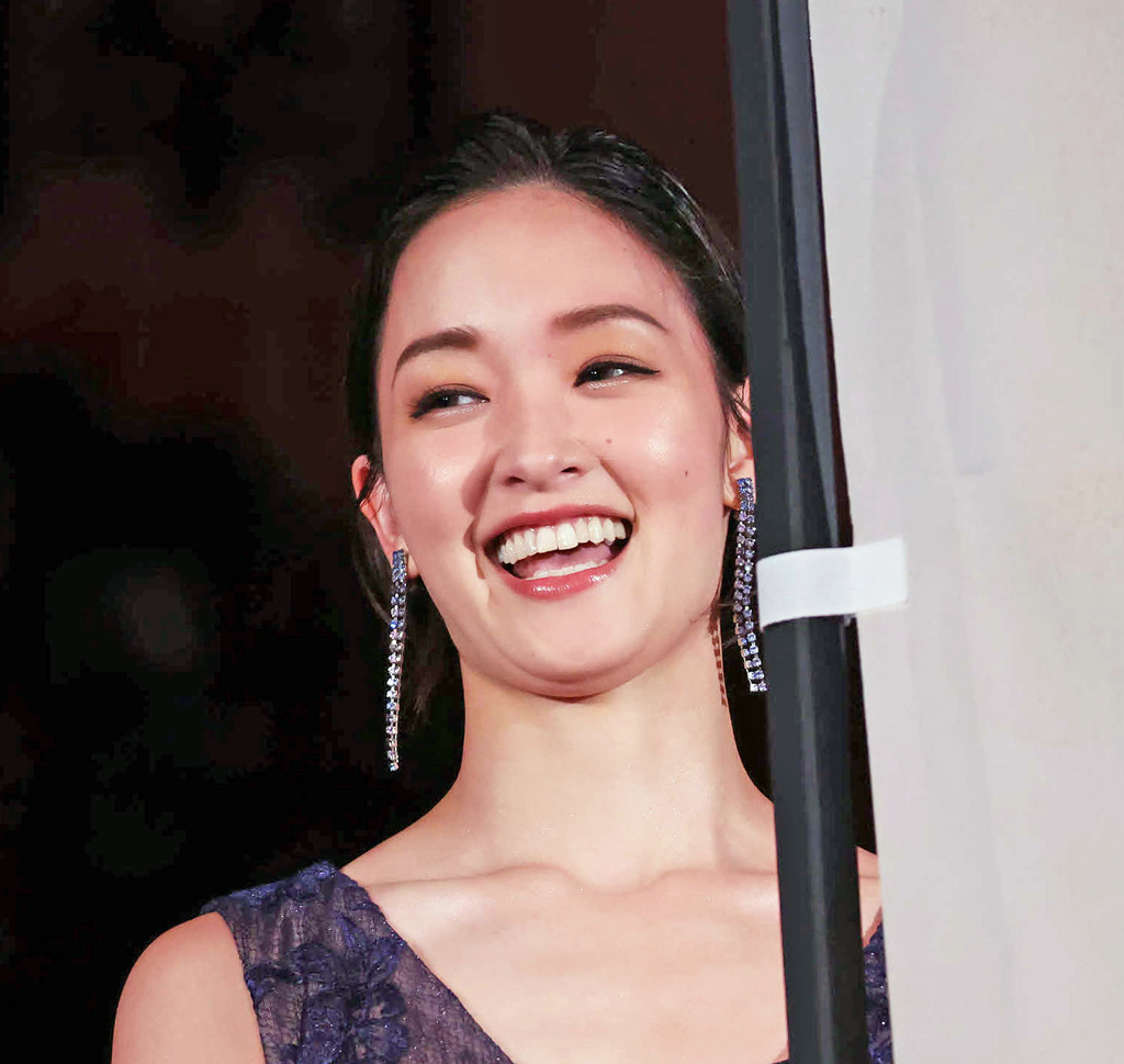 剛力彩芽（2024年撮影）