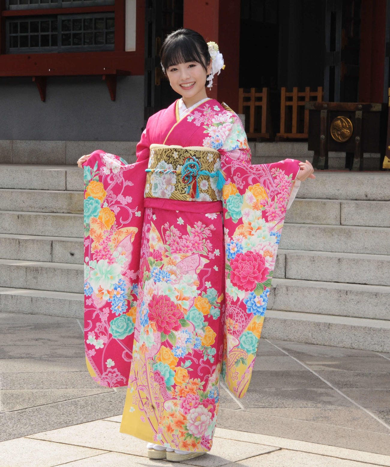 令和7年度日枝神社はつもうでイメージキャラクターに就任する、ひまひま（撮影・松尾幸之介）