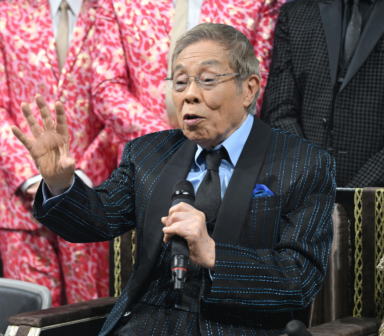 「令和・歌の祭典2024」出演に向け意気込みを話す北島三郎（撮影・千葉一成）