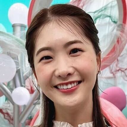 「ドデスカ！＋」MC西尾菜々美アナ　サモエドと触れあう癒やしオフショ披露にフォロワー反響