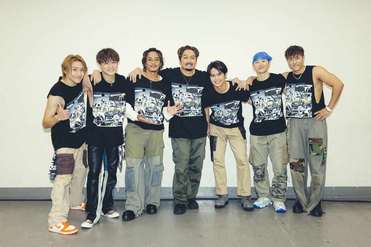 「GENERATIONS LIVE TOUR 2024”GENERATIONS 2．0”」東京公演にスペシャルゲストとして登場した香取慎吾（中央）