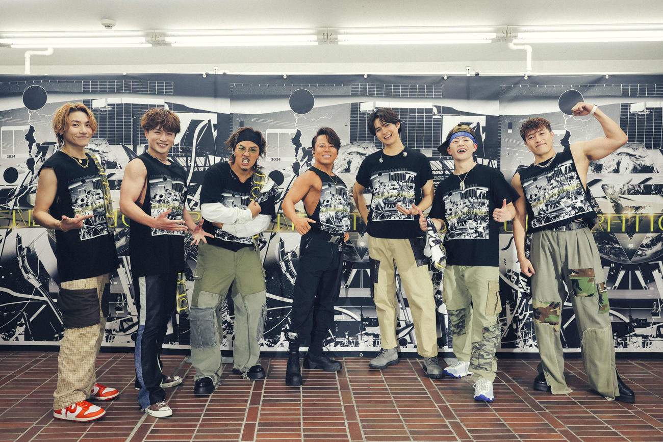 「GENERATIONS LIVE TOUR 2024”GENERATIONS 2．0”」神戸公演にスペシャルゲストとして登場した西川貴教（中央）とGENERATIONS