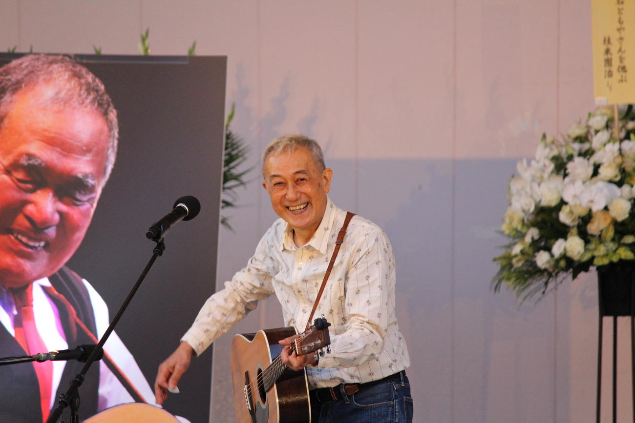 高石ともやさんの「お別れ会」で「受験生ブルース」を歌った中川五郎