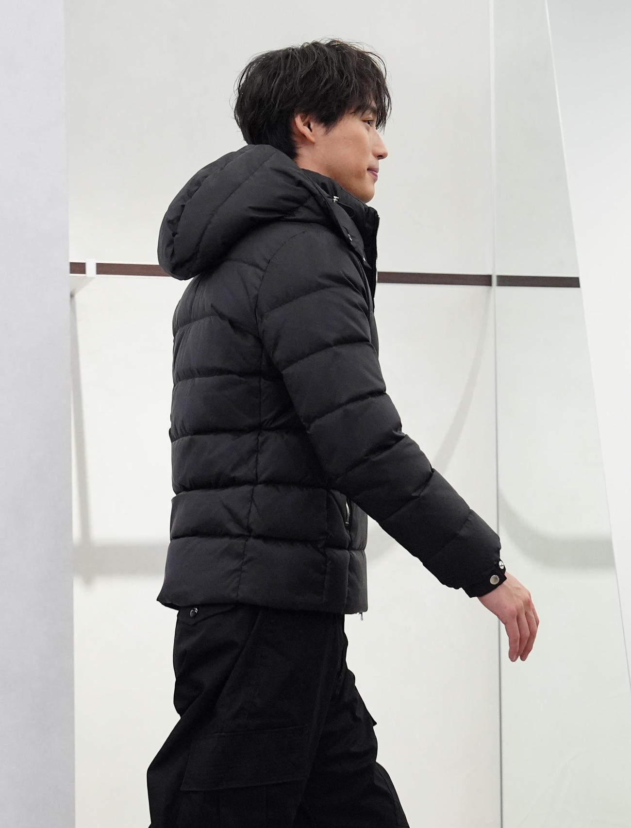 「TATRAS　銀座店」プレビューイベントでフォトコールに臨む福士蒼汰（撮影・江口和貴）