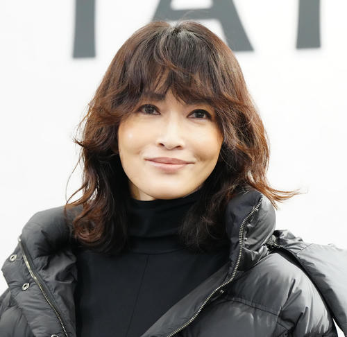 山本美月「慌ただしい1年だった」来年は子育てと仕事の「バランス良い