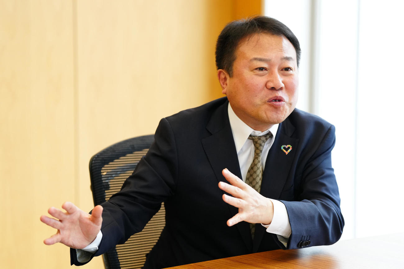 インタビューに応じる文化放送の齋藤清人代表取締役社長（撮影・鈴木みどり）