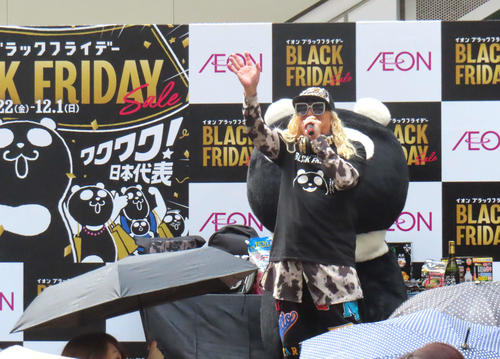 DJ KOO「お得 DO DANCE！ 」野菜の詰め放題に挑戦「テンション上がり