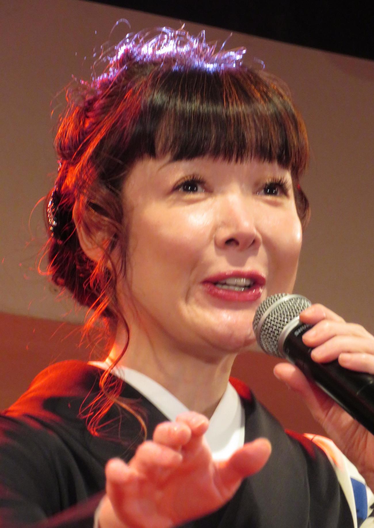 バースデーライブを行った田川寿美