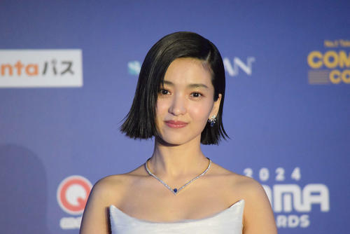 MAMA AWARDS2日目のレッドカーペットに登場したキム・テリ（撮影・阪口孝志）