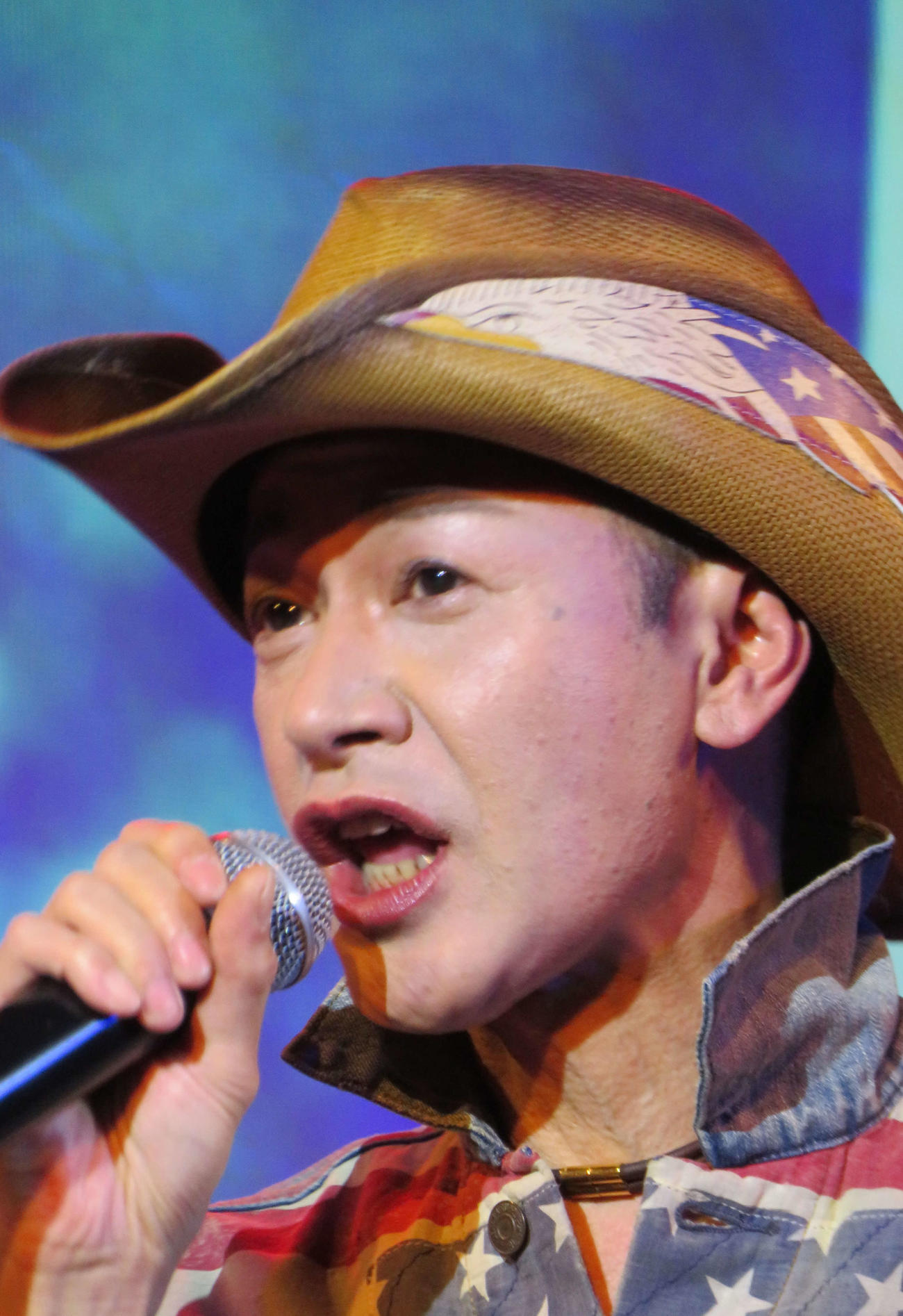 田代みどりとデュエットをした山咲トオル