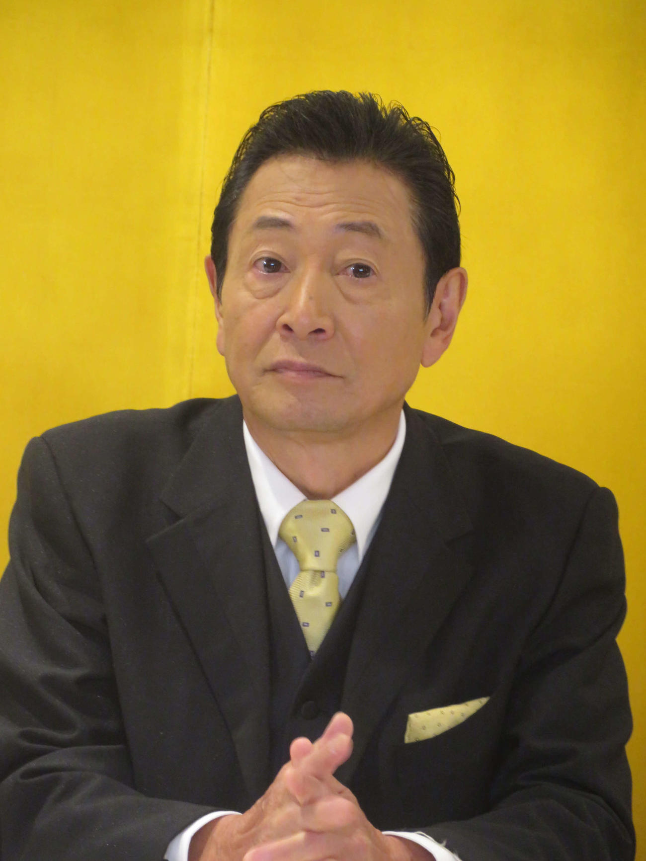 舞台「おちか奮闘記」取材会に出席した三田村邦彦
