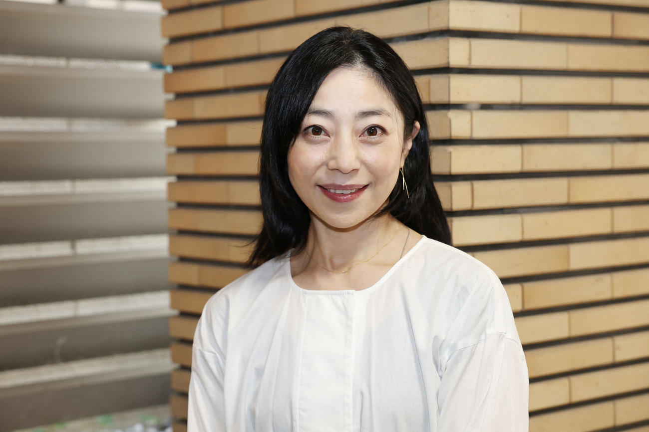 ふんわりとした優しい笑顔を見せる田中里衣（撮影・宮地輝）