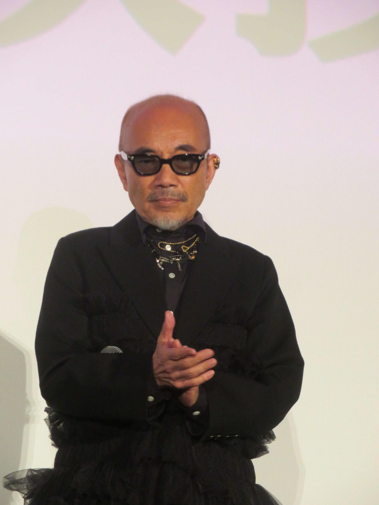 映画「雨の中の慾情」公開記念舞台あいさつに登壇した竹中直人（撮影・村上幸将）