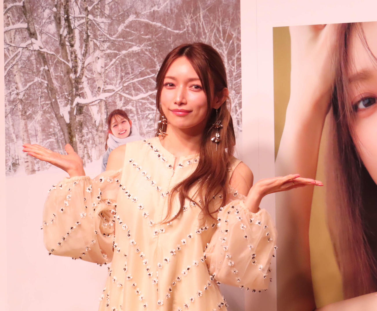 デビュー25周年記念写真集「flos」発売記念会見に出席した後藤真希