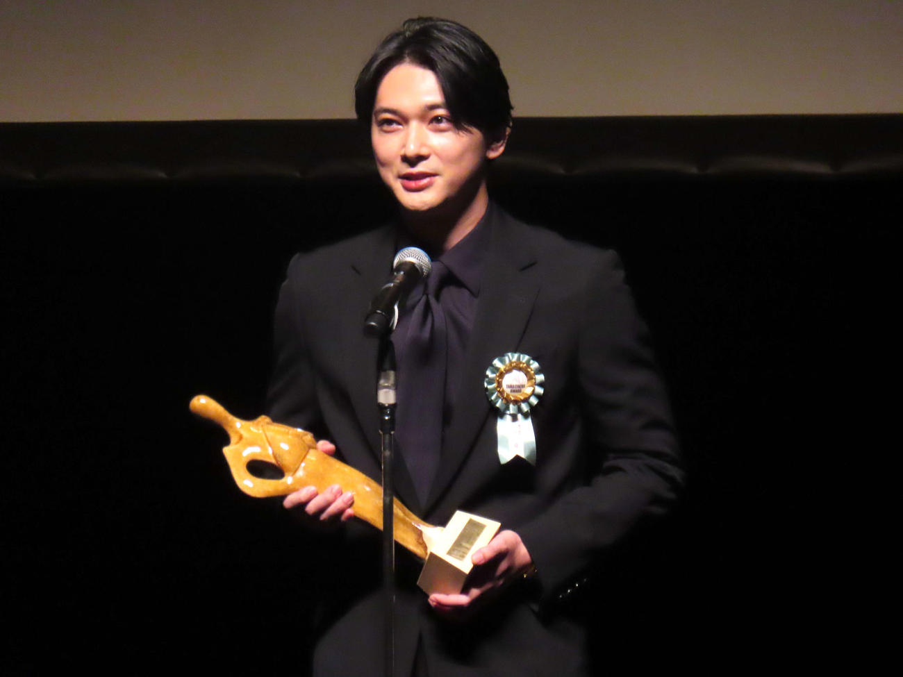 「第16回TAMA映画賞授賞式」に登壇した吉沢亮