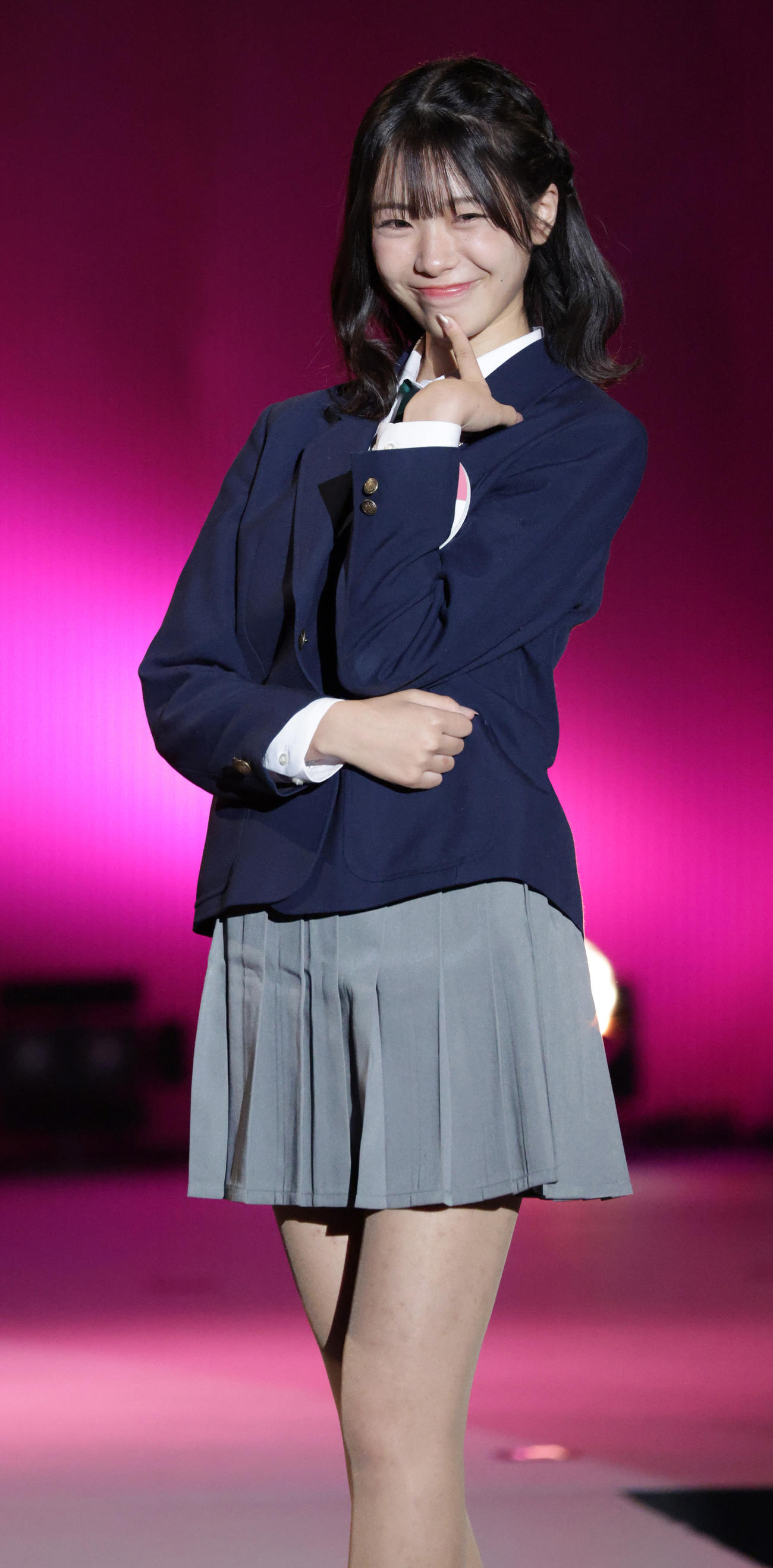 女子高生ミスコンファイナリストのみゆさん（撮影・中島郁夫）