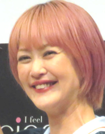 松嶋尚美（2024年4月撮影）