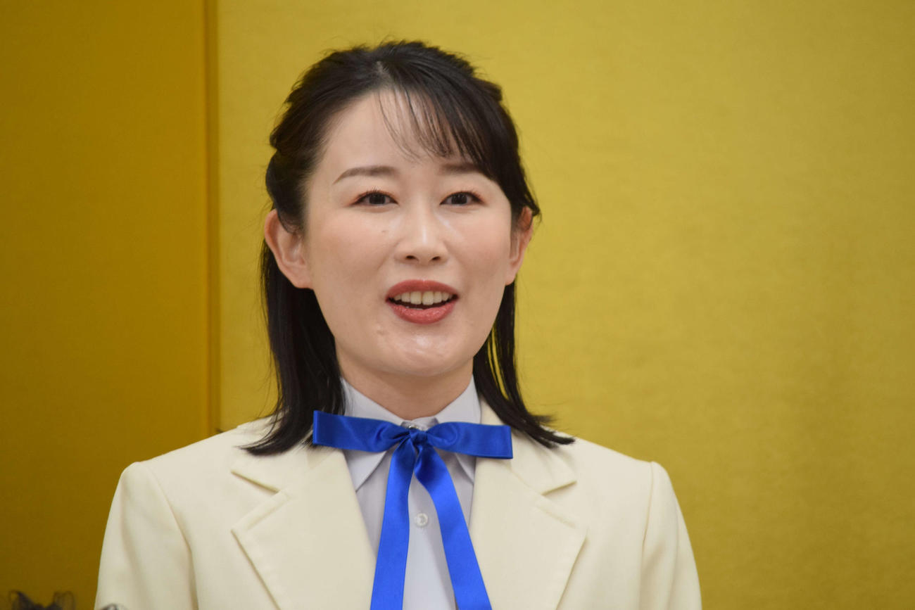 「初笑い！松竹新喜劇　新春お年玉公演」の取材会に出席した曽我廼家いろは（撮影・阪口孝志）
