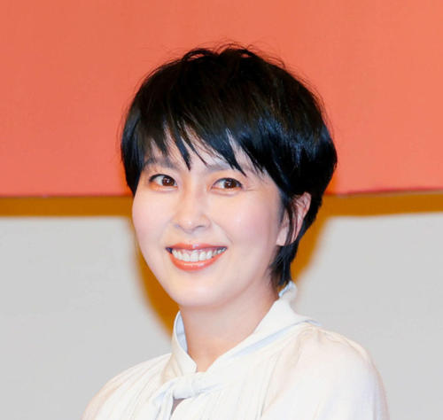 松たか子、ゆずと「Chururi」披露に大反響「相性良すぎる」「どうしてそんなに美しいの」