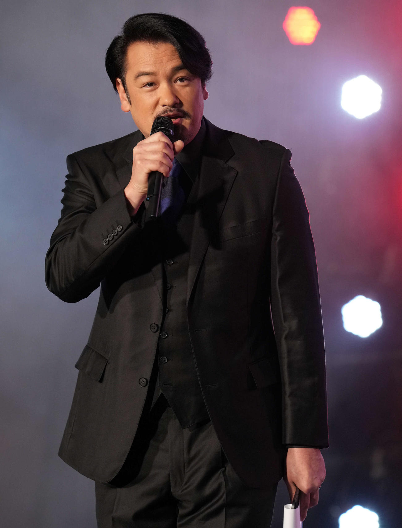 MCを務めた小田井涼平（撮影・たえ見朱実）