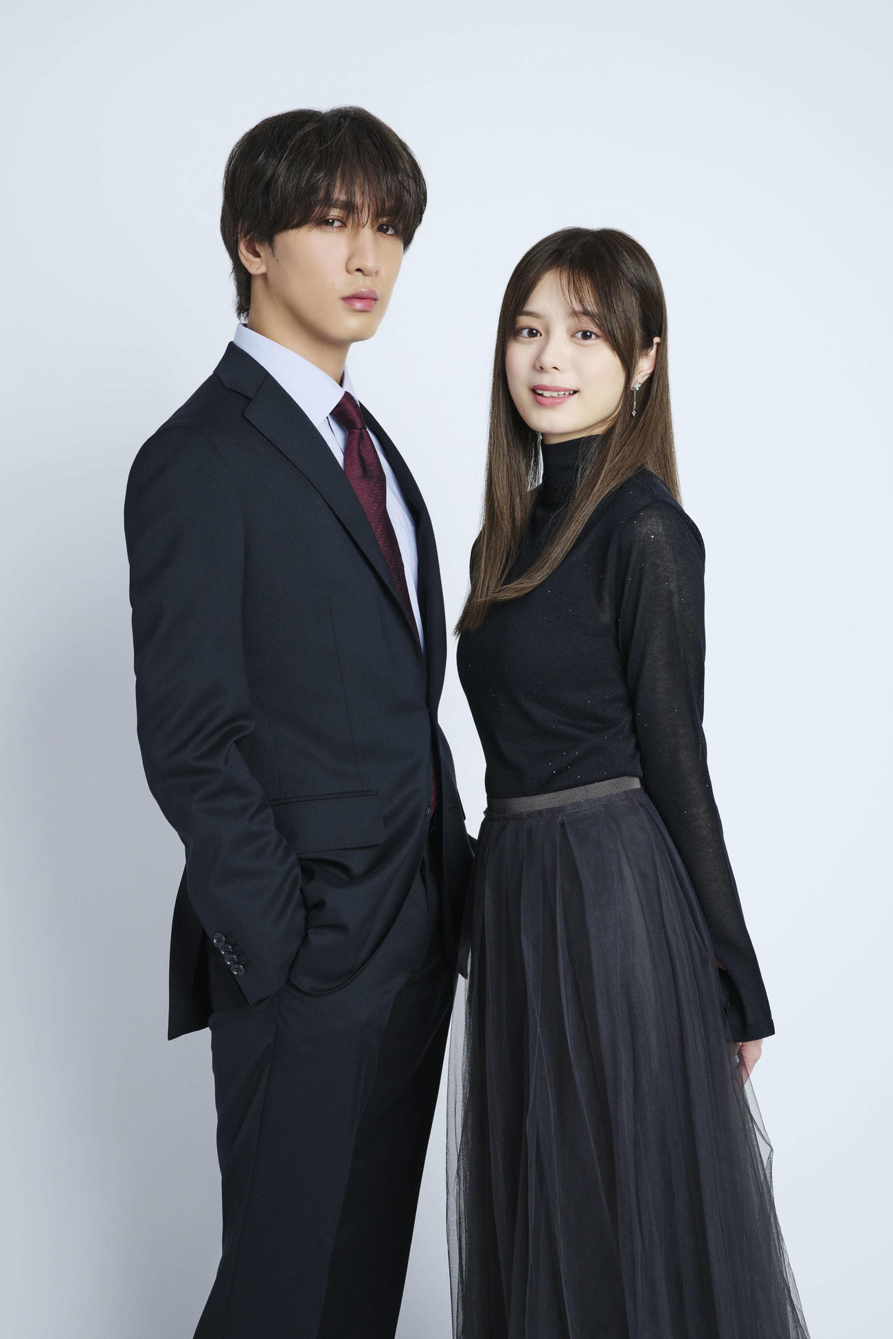 読売テレビ「キスでふさいで、バレないで。」でダブル主演を務めるWEST．藤井流星と紺野彩夏