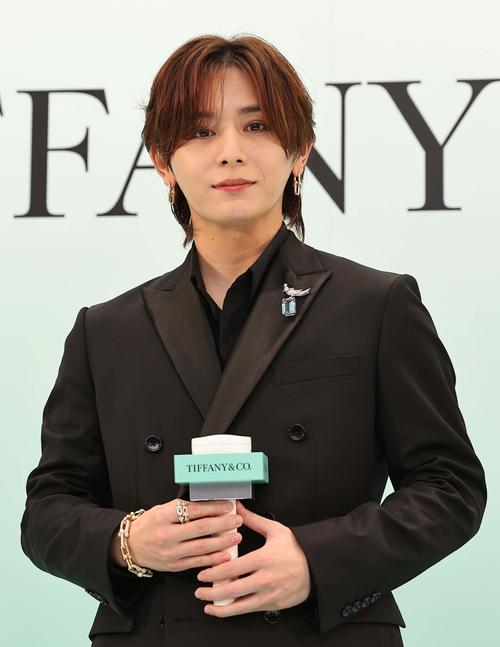 Hey! Say! JUMP山田涼介　ゴージャスシュエリー着け点灯式