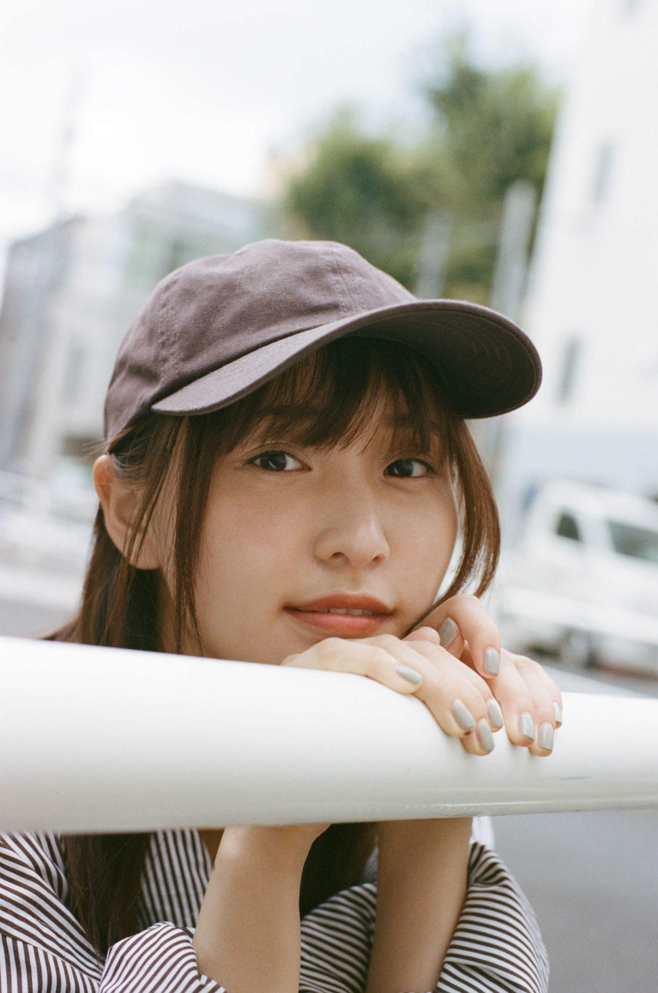 菅井友香2025年カレンダーのアザーカット（C）TopCoat