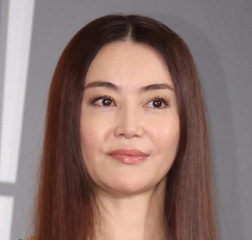 観月ありさ、あの大物アーティストとの２ショット披露「カッコいいおふたり最高」