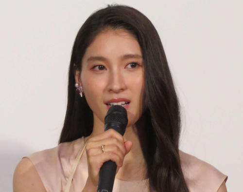 土屋太鳳、小倉智昭さん訃報に「思い出」のボード公開「大切に飾らせていただいています」