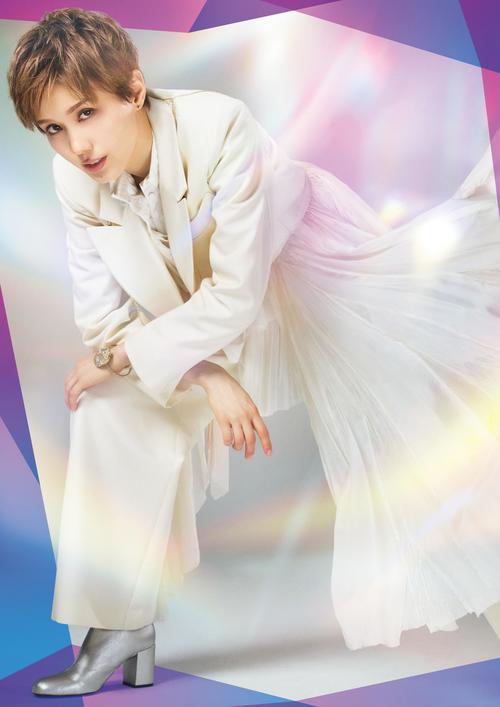 彩風咲奈/Energy PREMIUM SERIES〈2枚組〉 元宝塚雪組トップ彩風咲奈 来年5月に大阪、東京で卒業後初コンサート