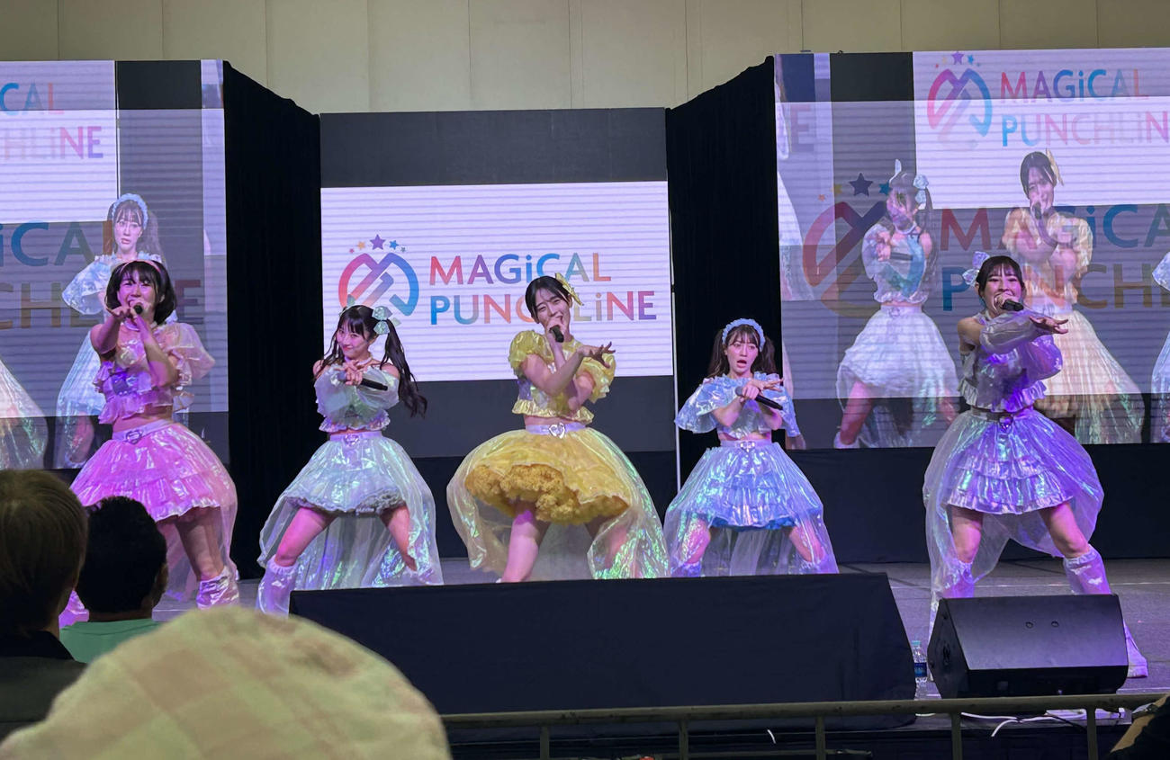「シンガポール　コミック　コン2024」に出演したマジカル・パンチライン