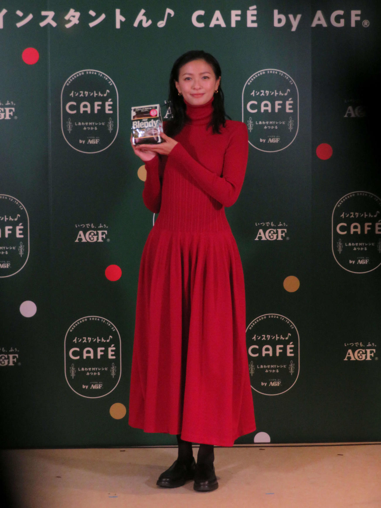 「しあわせMYレシピみつかる『インスタントん■　CAFE by AGF』」オープニングイベントに出席した榮倉奈々（撮影・村上幸将）