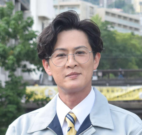 新納慎也、伊原六花とコントライブへ「意識的に息を吸わないと命の危険を感じるほど笑いました」