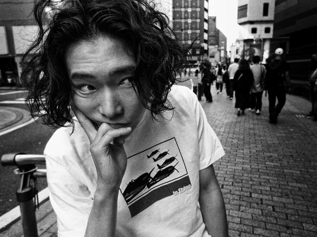 柄本佑の初の著書となるファーストフォトブック「1（いち）」の1カット　撮影:森山大道講談社（C）Daido Moriyama Photo Foundation