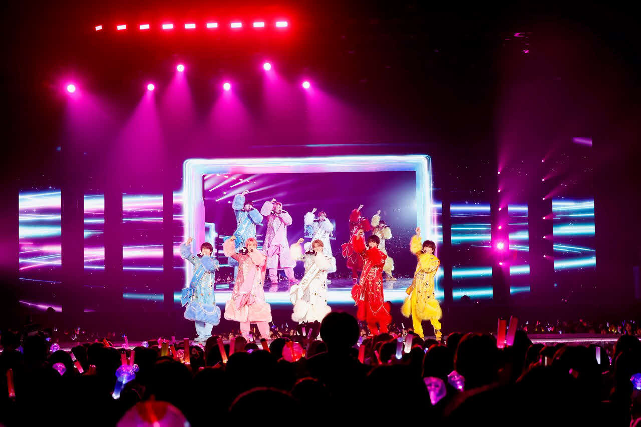 「10th Anniversary M！LK ARENA TOUR 2024『I CAN DRINK！』」ファイナル公演でパフォーマンスするM！LK。左から塩崎太智、佐野勇斗、山中柔太朗、曽野舜太、吉田仁人