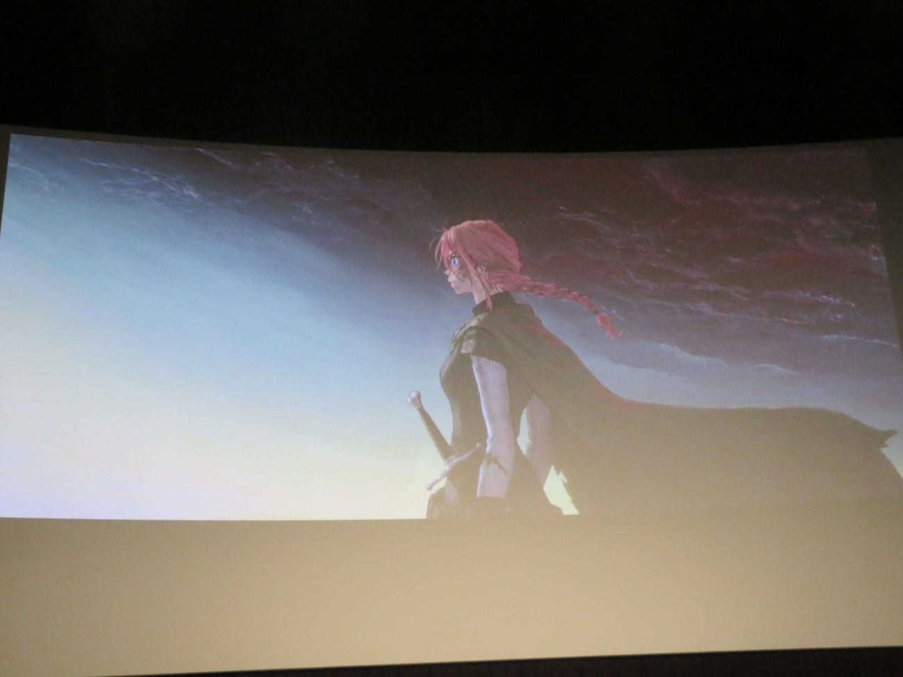 東宝2025年ラインナップ発表会で新作「果てしなきスカーレット」の製作を発表した、細田守監督が公開したビジュアル（撮影・村上幸将）