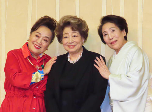劇団新派の水谷八重子「何十年たっても変わらないもの」を語る　2025年は襲名から30年