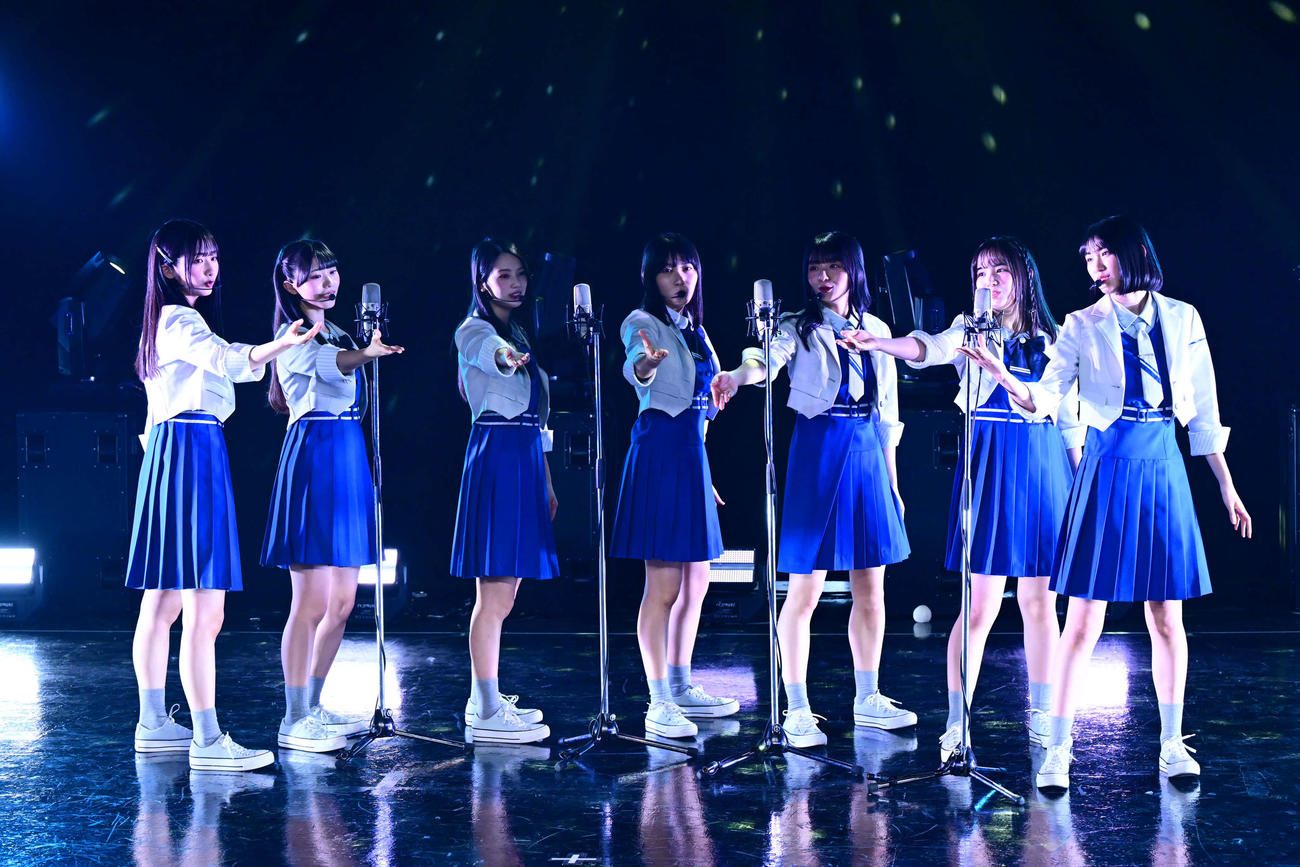 生配信ライブ「僕が見たかった青空ワンマンライブ　～2024青春納め～　2024ラストライブ」でパフォーマンスする僕が見たかった青空