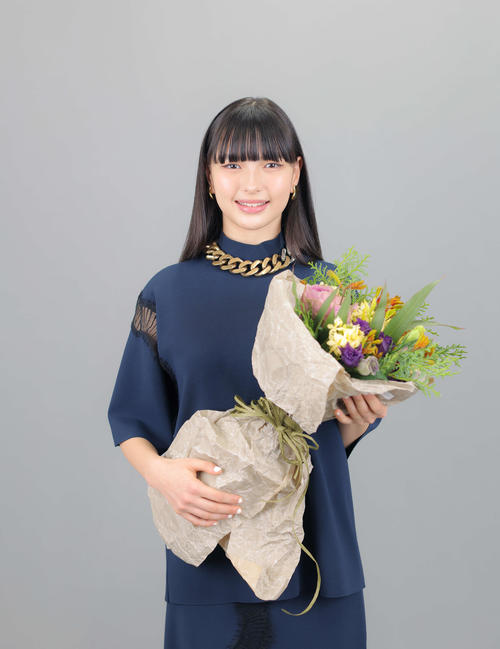 映画大賞】中西希亜良「ぼくのお日さま」公開3カ月で13歳新人賞に見た