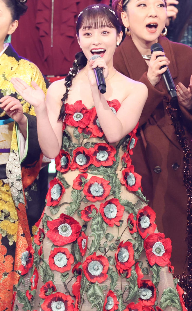 司会を務める橋本環奈（撮影・河田真司）