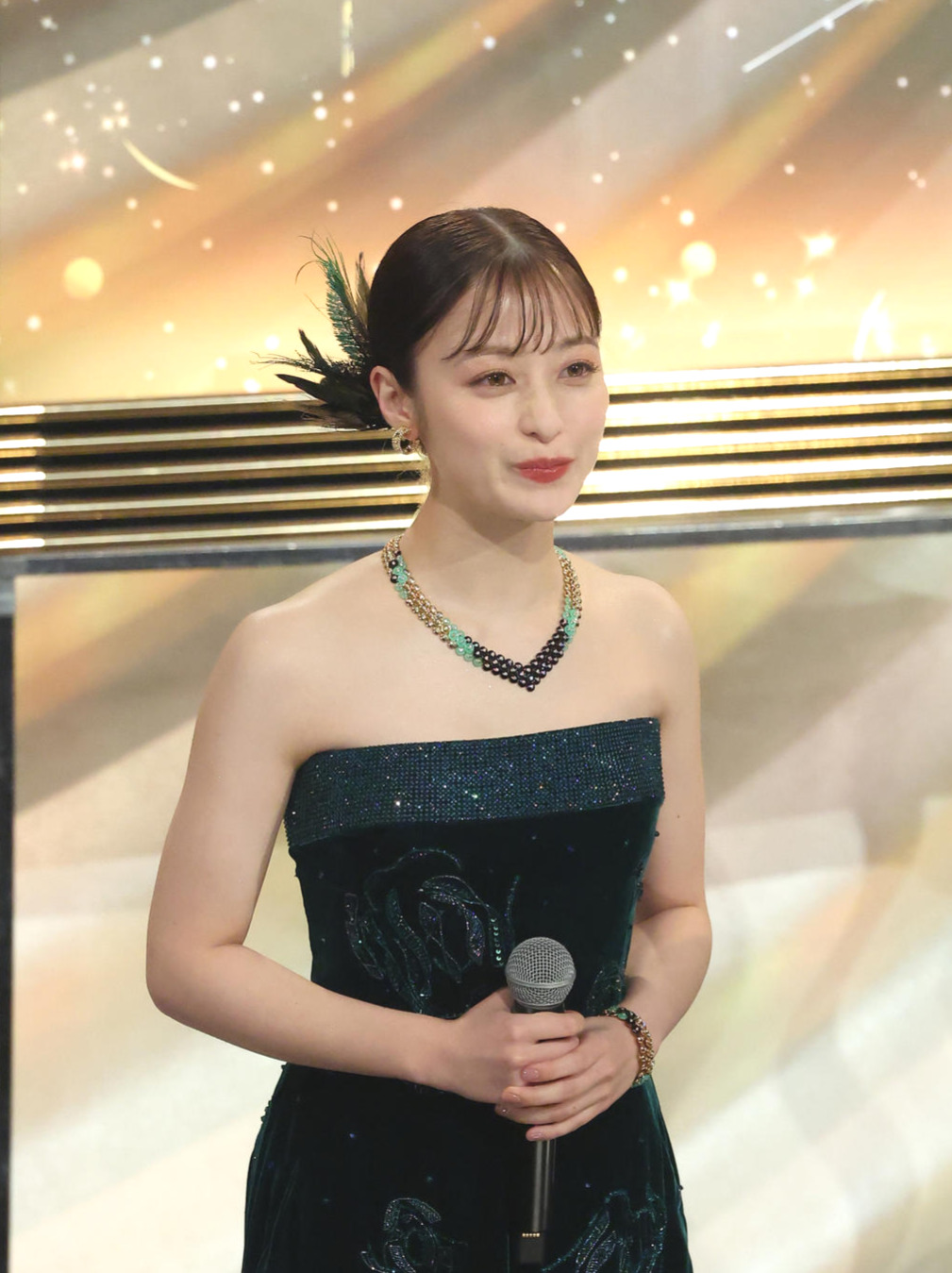 司会を務めた橋本環奈（撮影・河田真司）