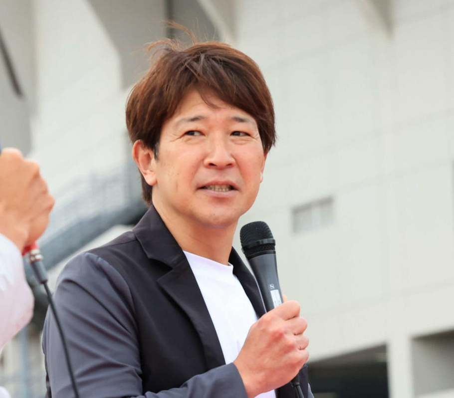 小倉弘子の夫・水内猛氏（2023年撮影）