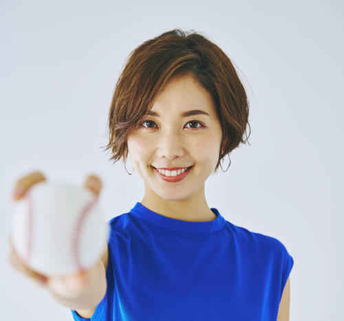 ヒロド歩美、元日放送「芸能人格付けチェック」収録裏側を公開　浜田雅功との2ショットも披露