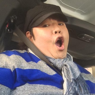 シンクタンクのタンク（タンクのXから）