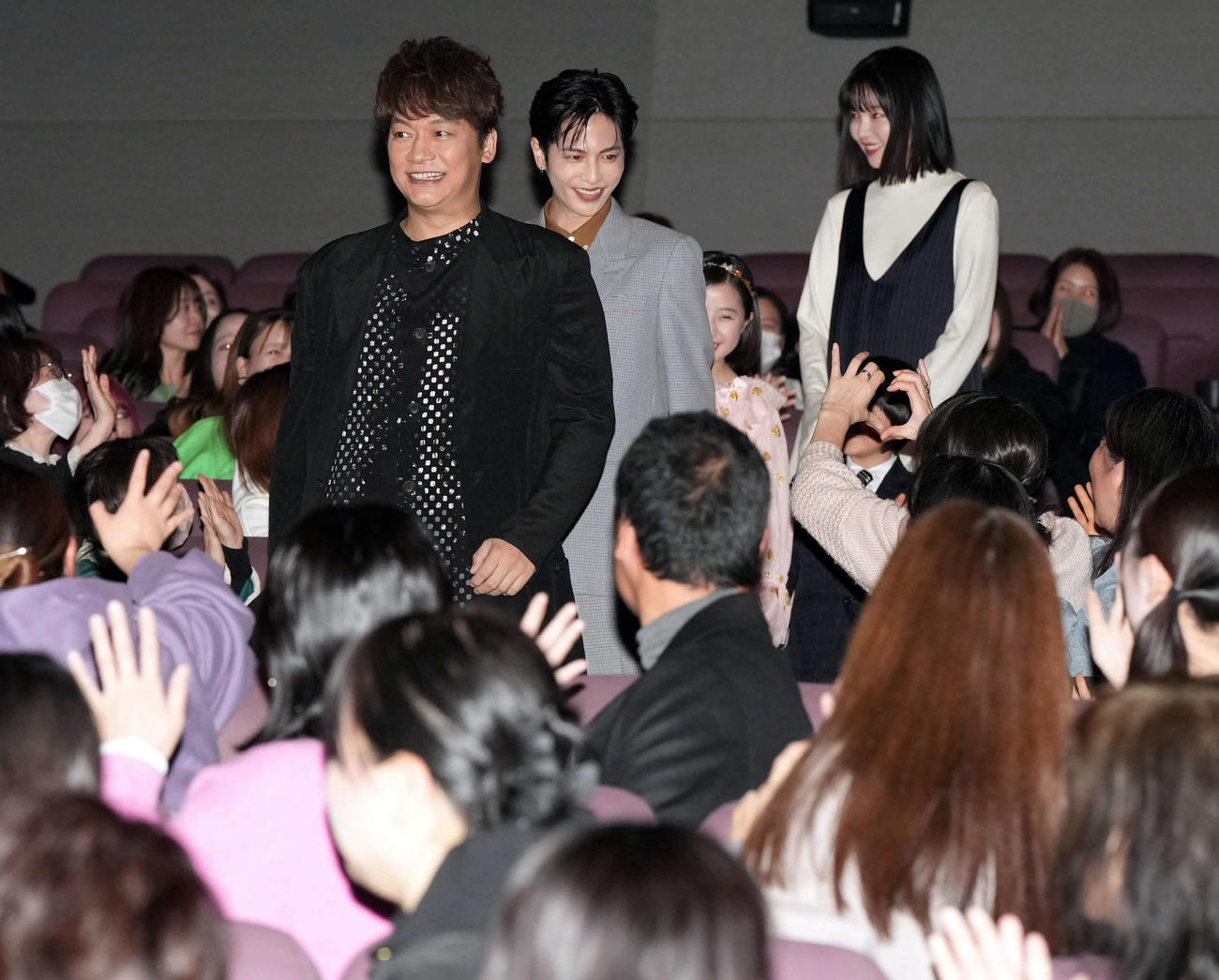新ドラマ「日本一の最低男」の舞台あいさつに登壇した主演の香取慎吾（撮影・たえ見朱実）