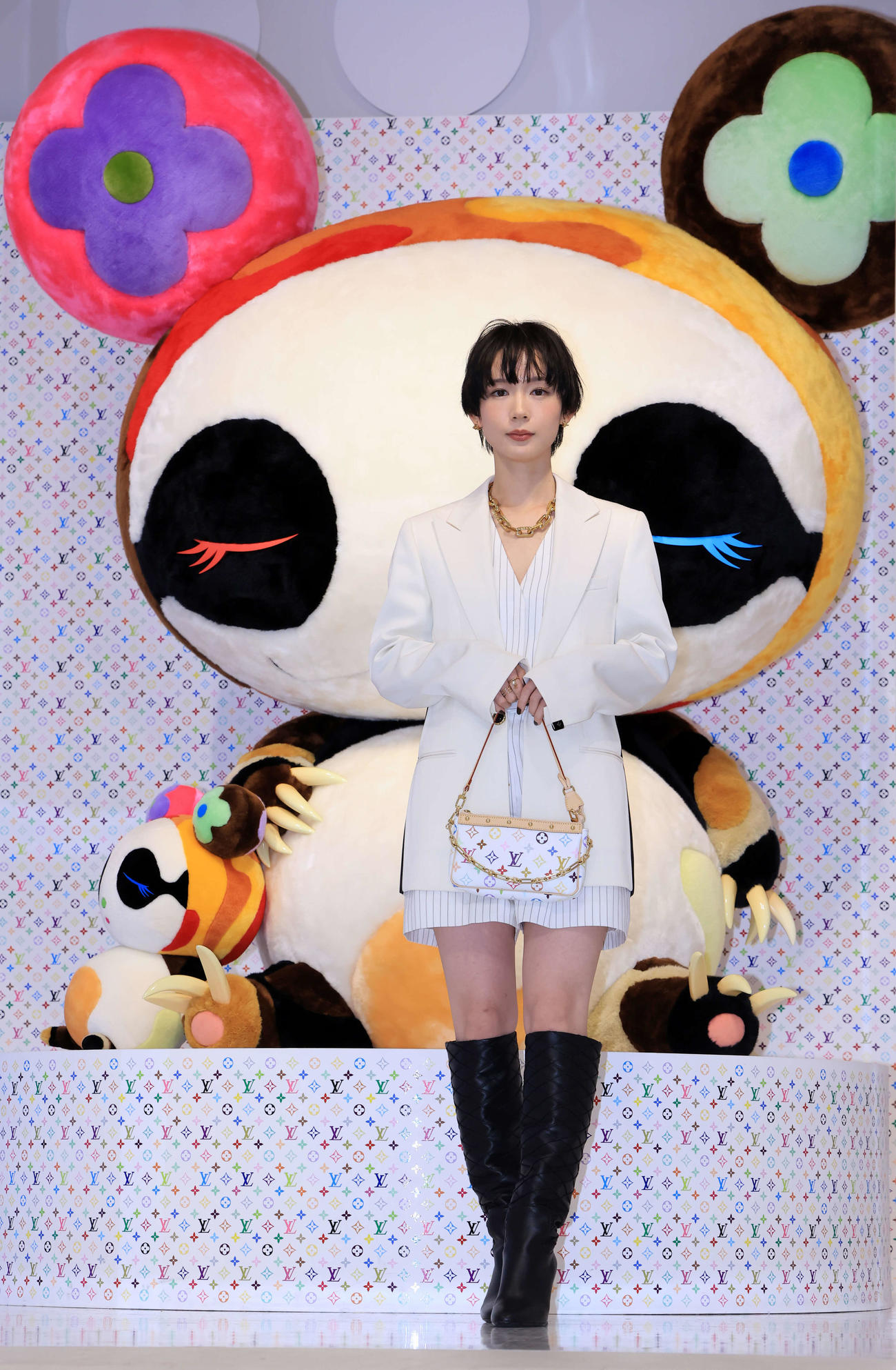 「LOUIS VUITTON×MURAKAMI」のフォトコールに登場した穂志もえか（撮影・浅見桂子）