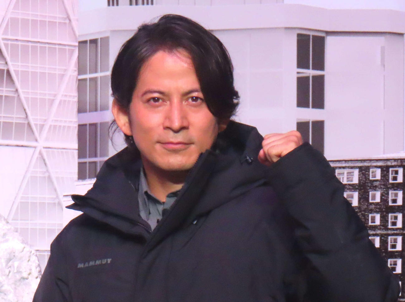 岡田准一（2024年10月撮影）